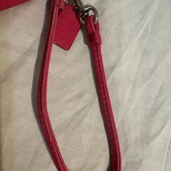 Coach Poppy Fuchsia Hot Pink Leather Wristlet Wallet with Silver Accents - Picture 5 of 8